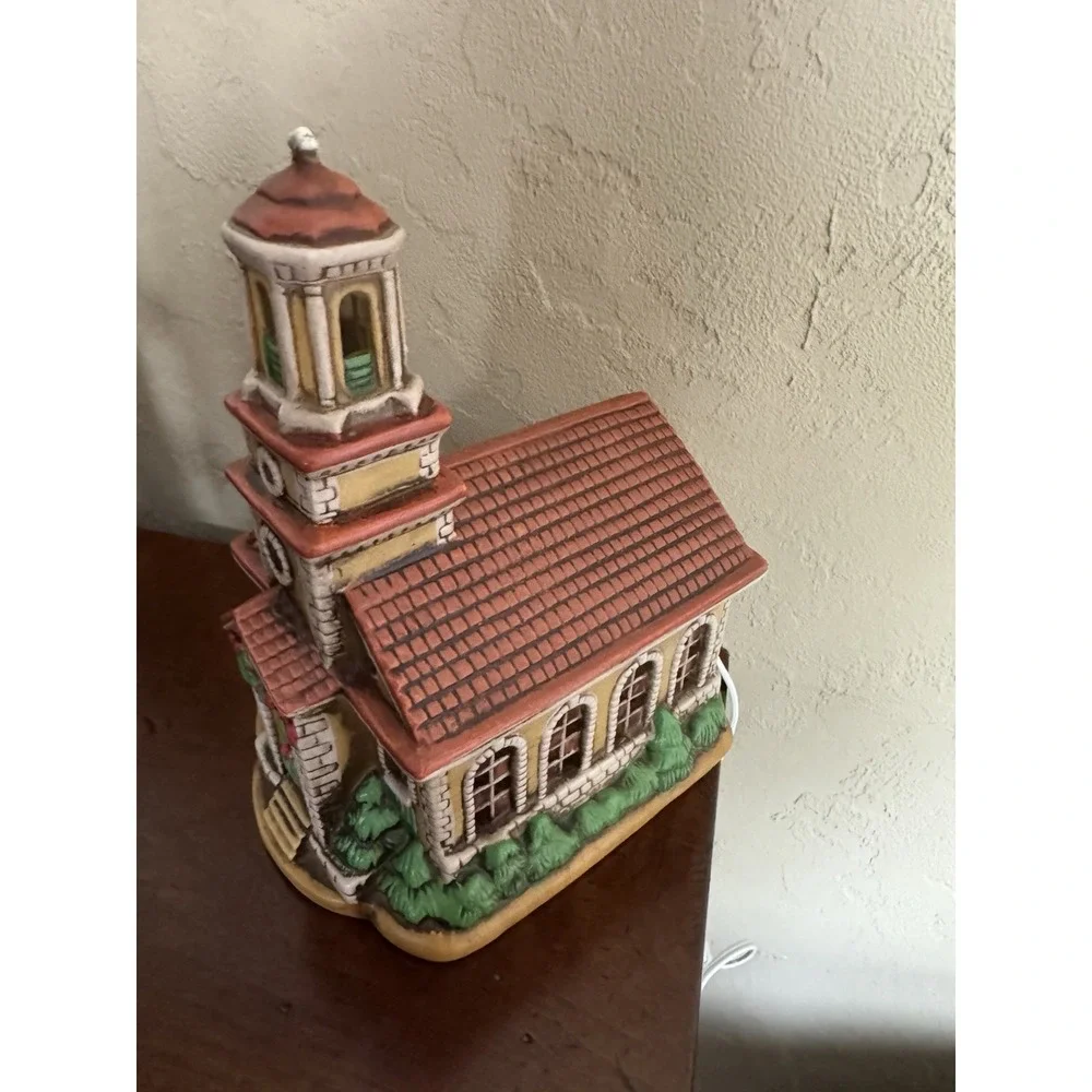 Lefton Village Colonial Christmas Church Vintage 1986 Hand Painted Lights Up!‎